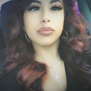 Meet your Posher, Natalie